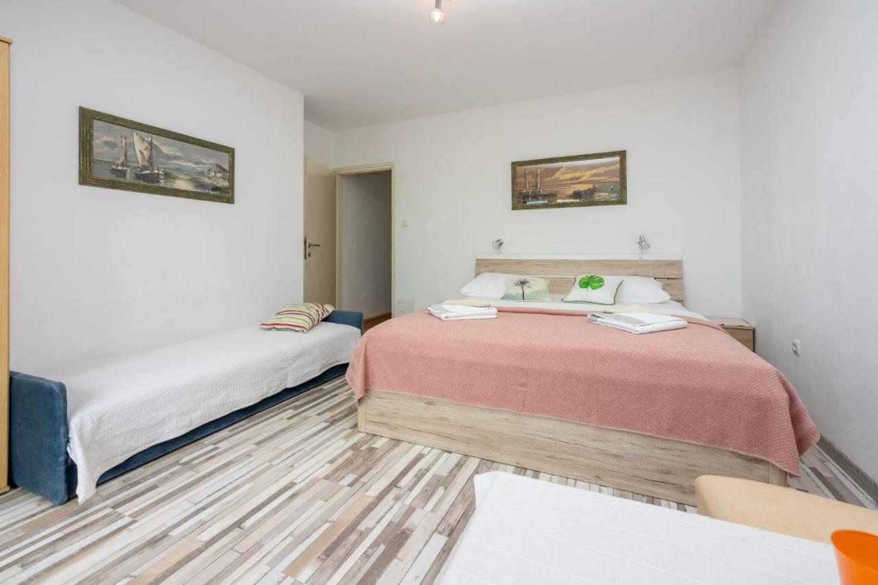 Pavica Apartamento Dramalj Exterior foto